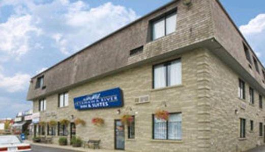 Petawawa River Inn & Suites Exterior photo